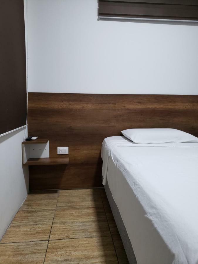 Dc Suites Aeropuerto Γκουαγιακίλ Εξωτερικό φωτογραφία